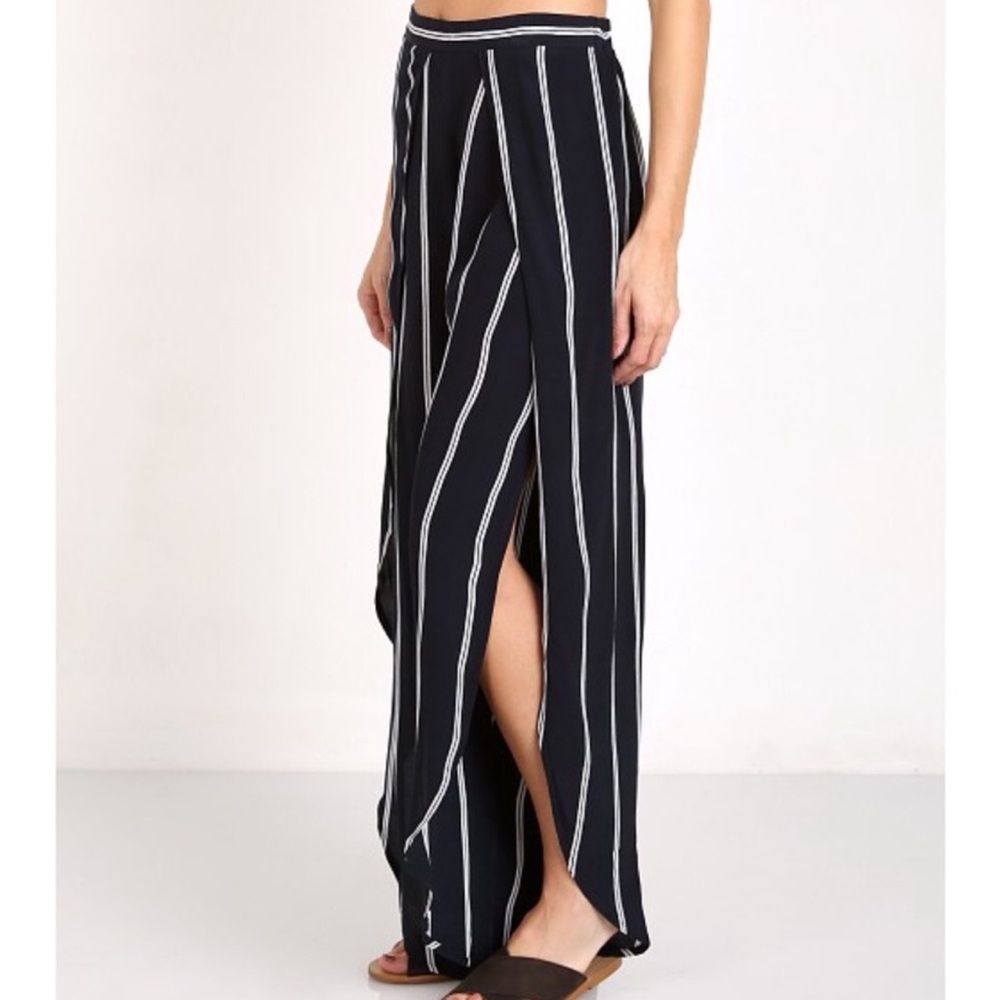 Faithful the Brand Bittersweet Pants in Navy/White